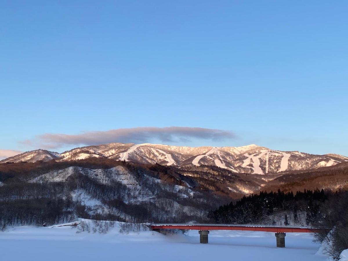 夏油高原スキー場 Hotel Kitakami Buitenkant foto
